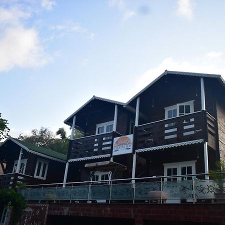 Coastal Bay Inn Alībāg Esterno foto