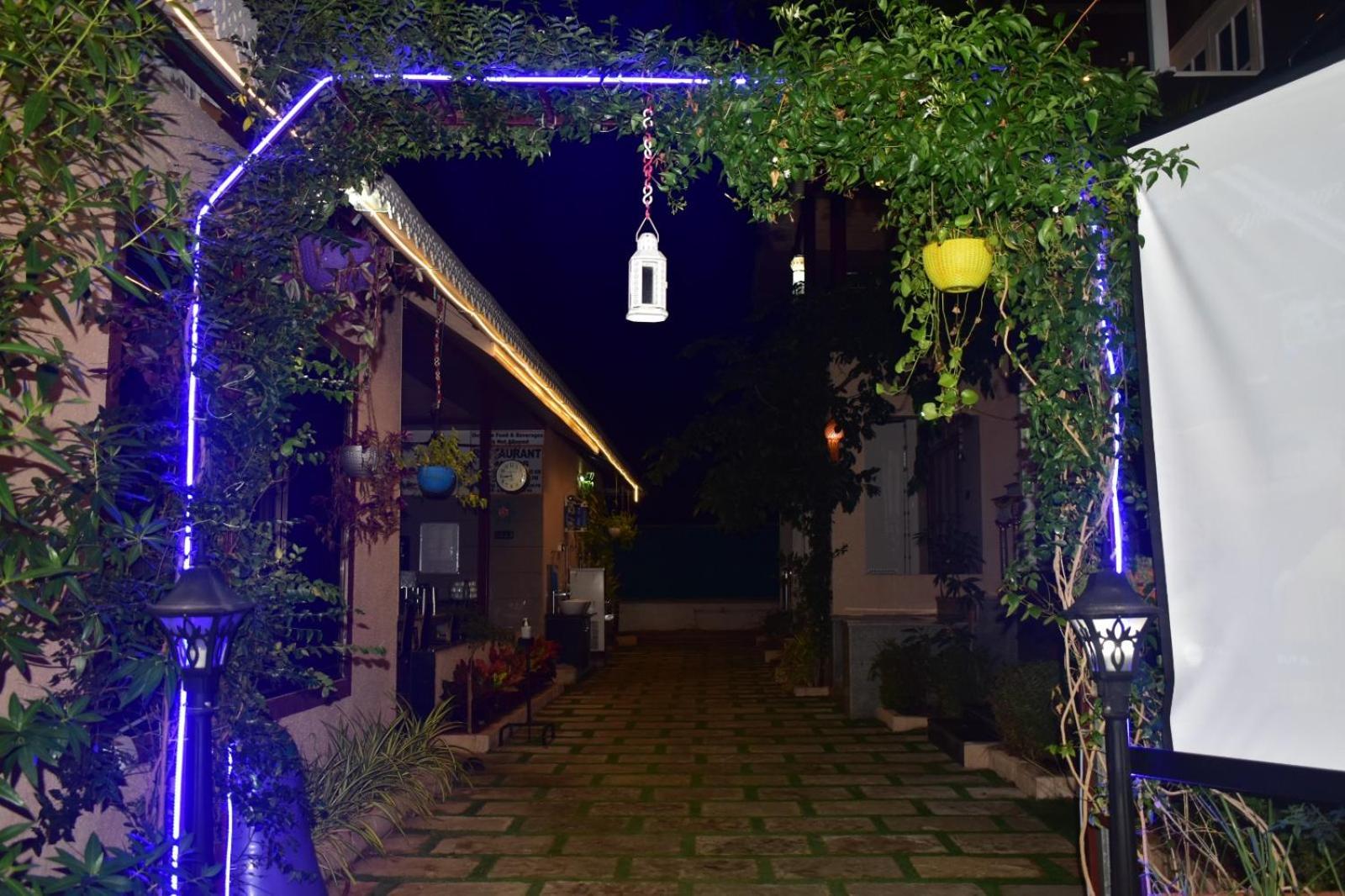 Coastal Bay Inn Alībāg Esterno foto